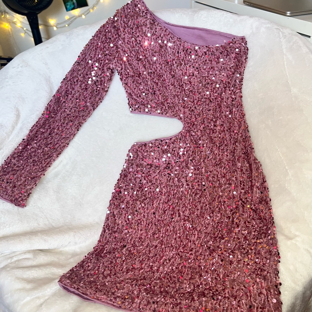 Short Half Long Sleeve Pink Sequence Dress